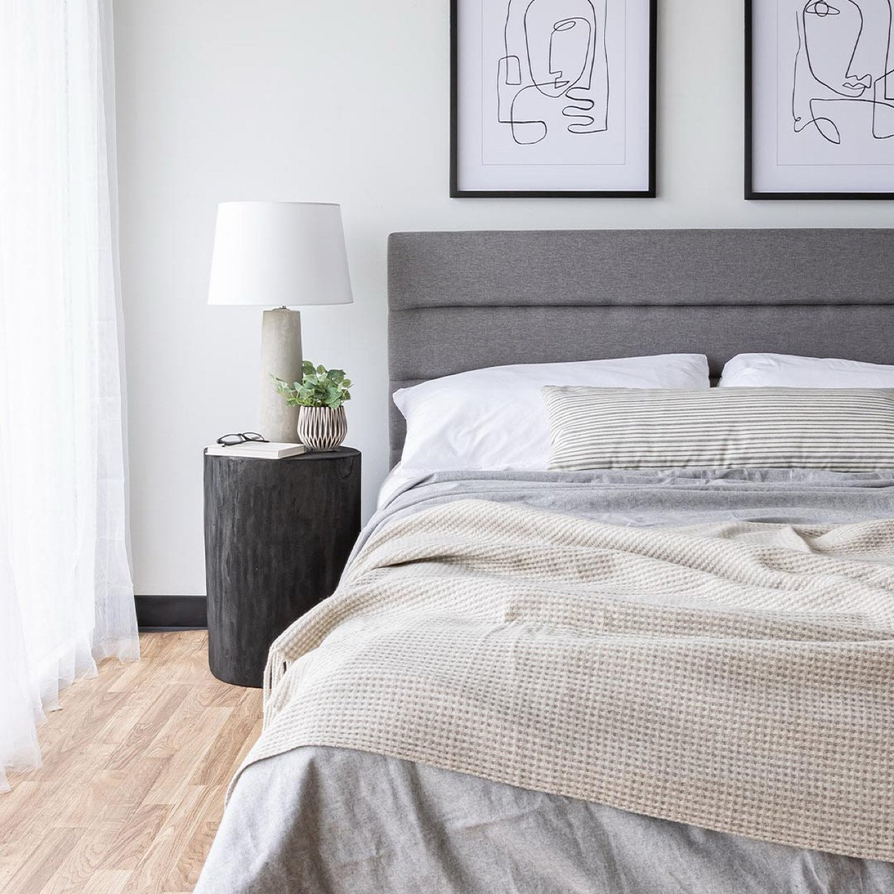 Justin King Storage Bed - Stone