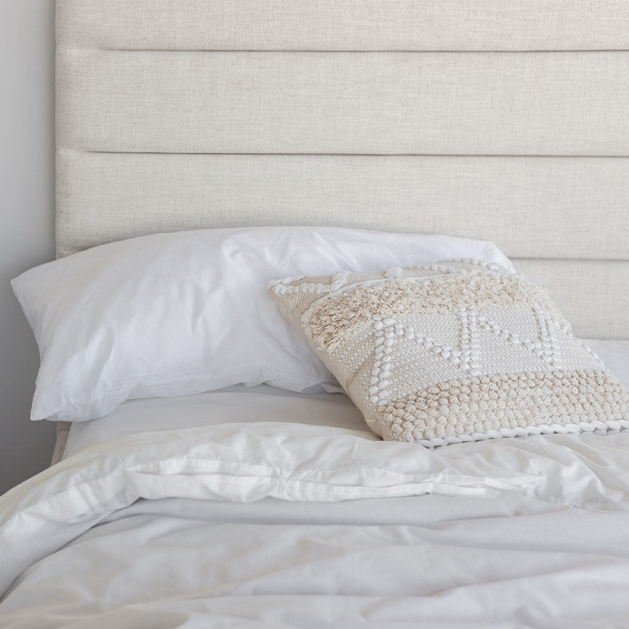 Justin Queen Storage Bed - Cream