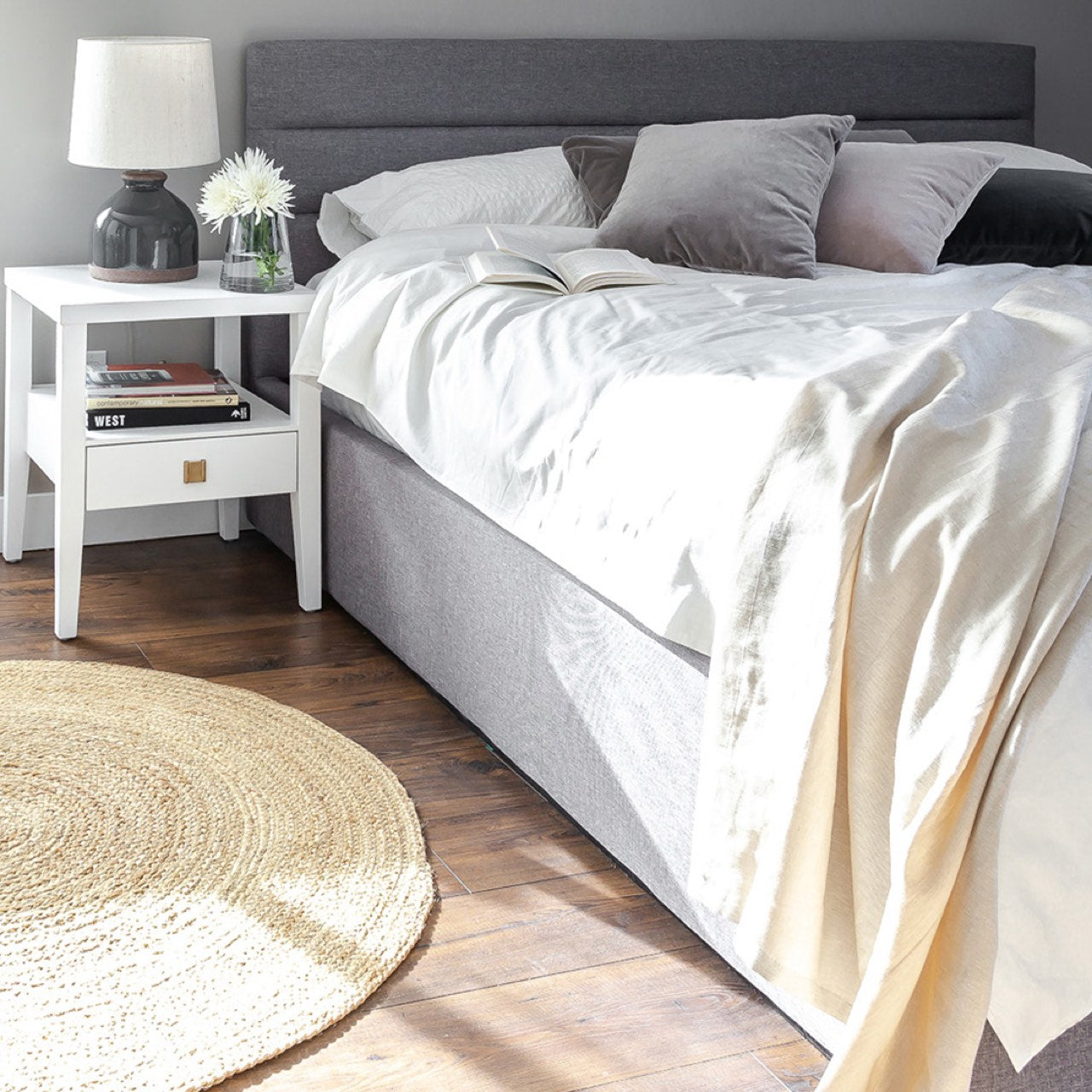 Justin Queen Storage Bed - Greige