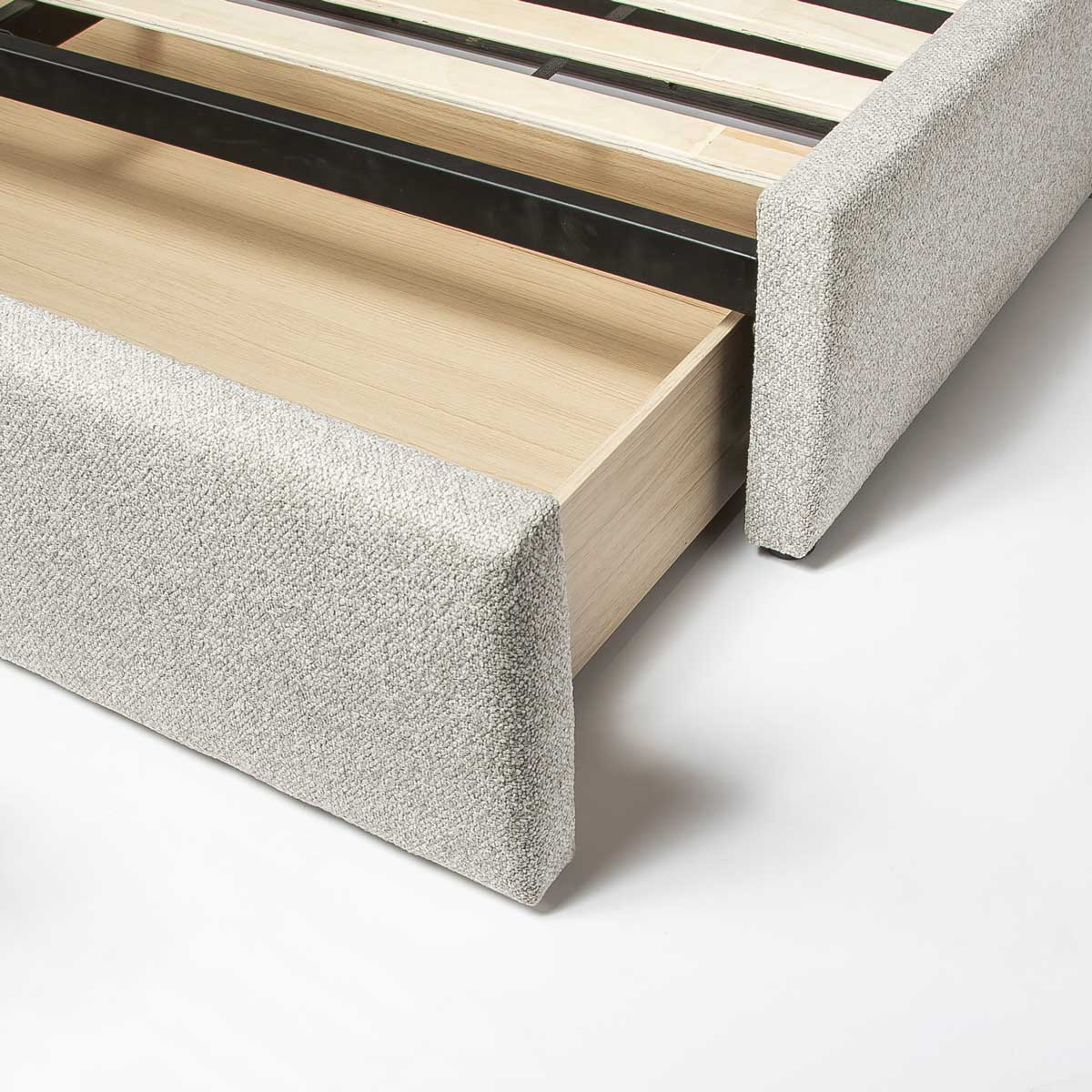 Lourdes Drawer Storage Queen Bed - Dune