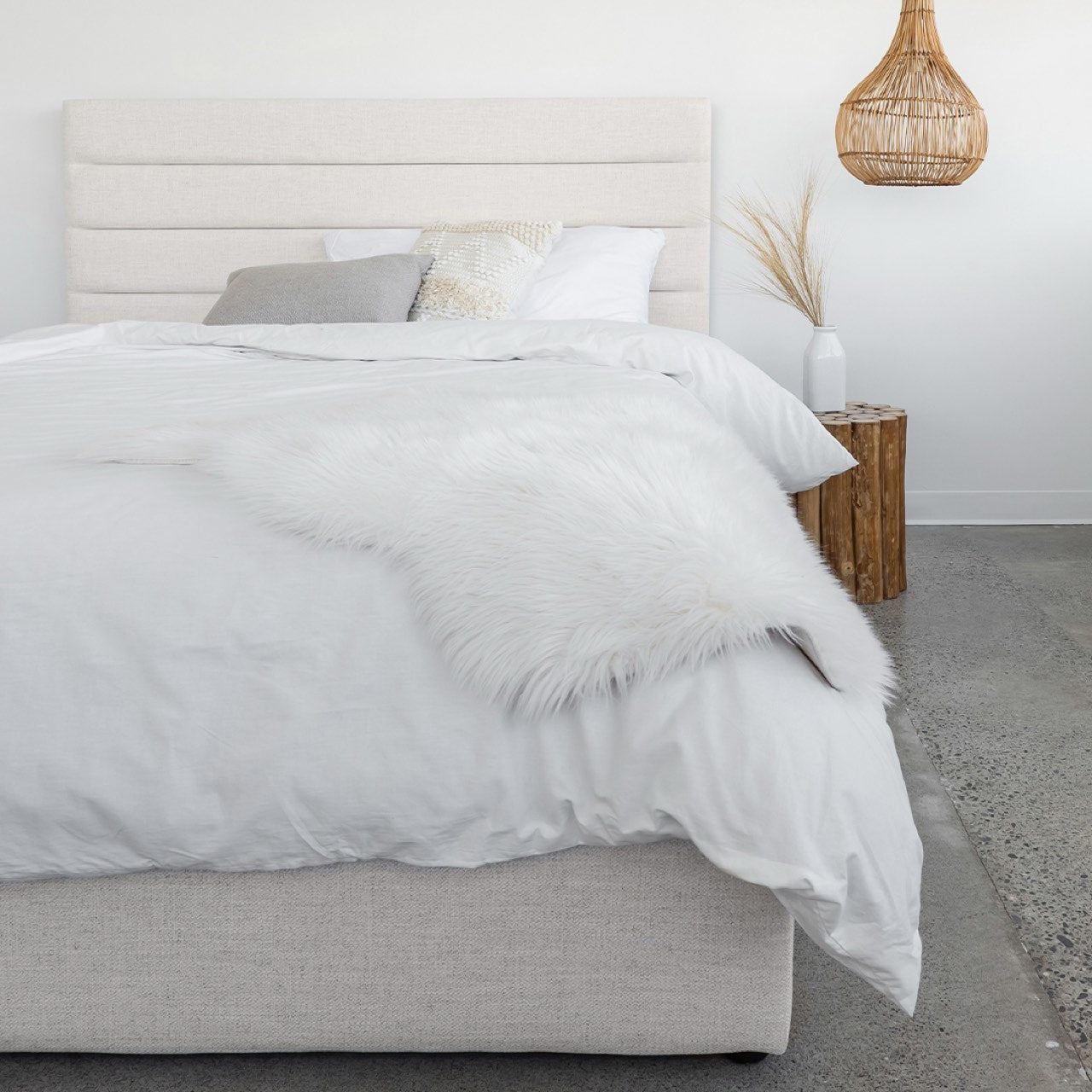 Justin King Storage Bed - Cream